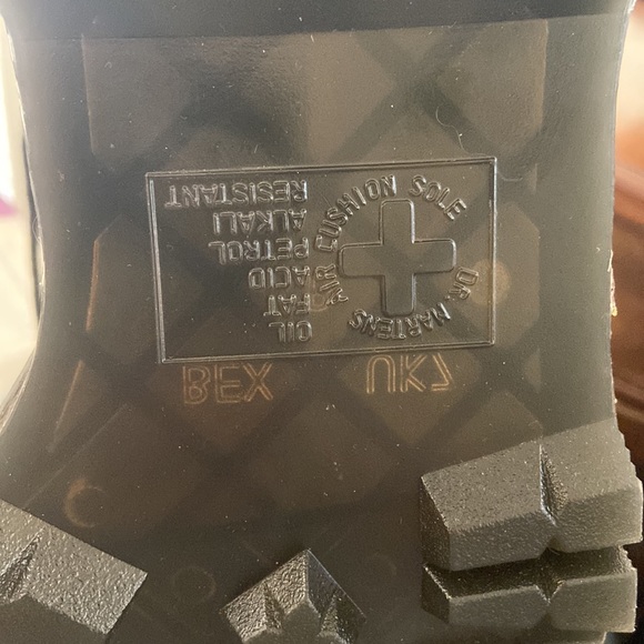 *SOLD* Doc Marten Jadon UK version white platform side zip boot size 8.5 - Picture 12 of 16